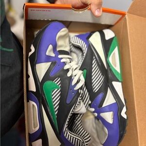 Nike Men's Athletic Shoes - Black, Purple, Green